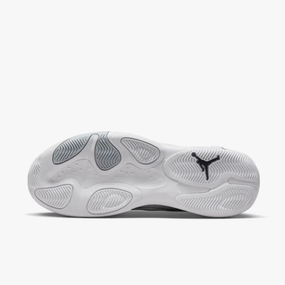 Кроссовки JORDAN MAX AURA 4 DN3687-005 фото 7 — интернет-магазин Tapok