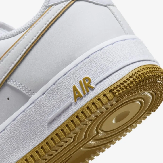 Кросівки Nike Air Force 1 '07 Shoes (DV0788-104) DV0788-104 фото 7 — інтернет-магазин Tapok