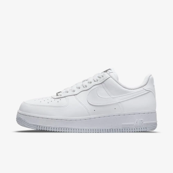 Кроссовки Nike Air Force 1 07 Next Nature (DC9486-101) DC9486-101 фото 1 — интернет-магазин Tapok