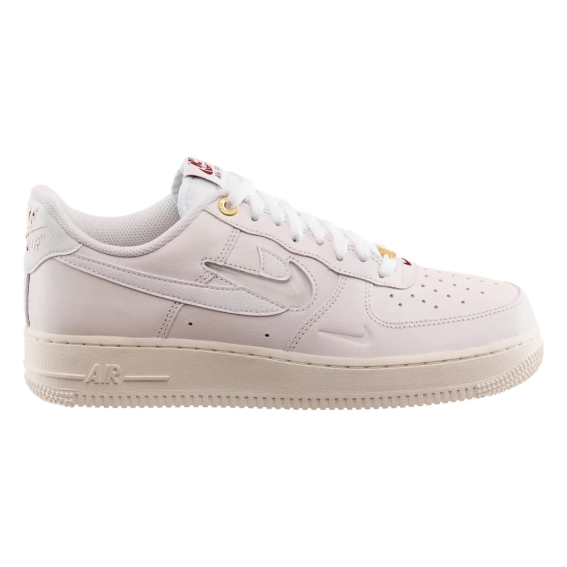 Кросівки Nike AIR FORCE 1 07 PRM DQ7664-100 фото 2 — інтернет-магазин Tapok