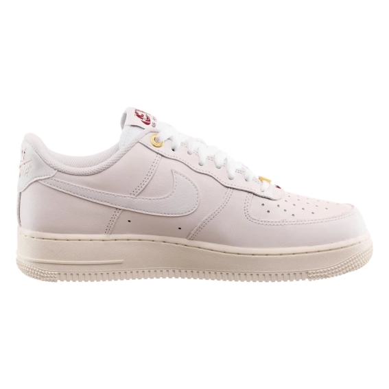 Кросівки Nike AIR FORCE 1 07 PRM DQ7664-100 фото 3 — інтернет-магазин Tapok