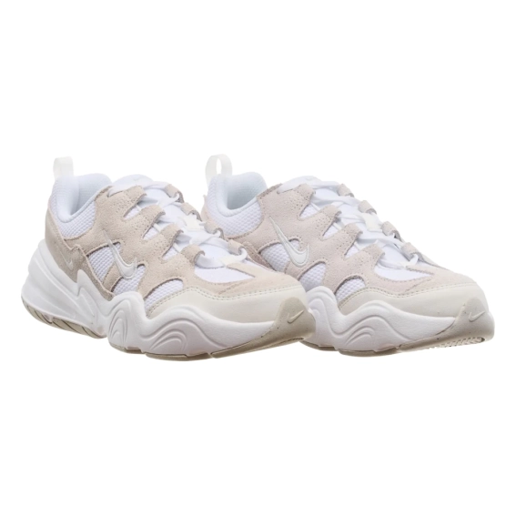 Кросівки Nike W TECH HERA DR9761-100 фото 6 — інтернет-магазин Tapok