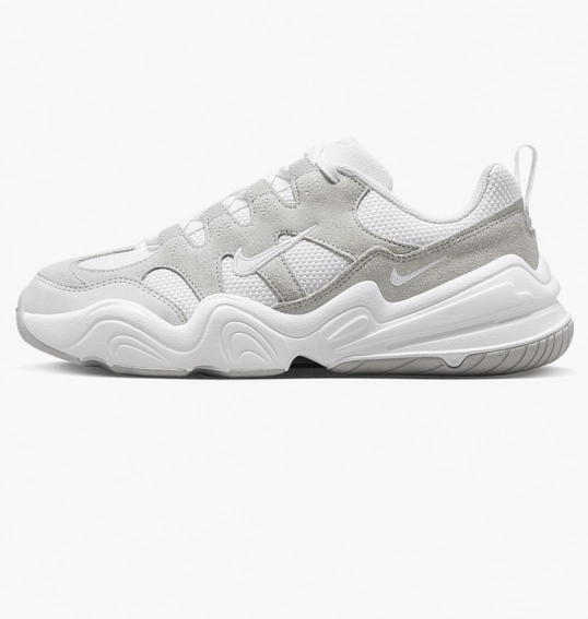 Кросівки Nike W TECH HERA DR9761-100 фото 1 — інтернет-магазин Tapok
