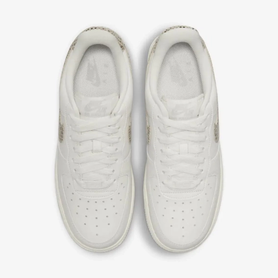 Кроссовки Nike WMNS AIR FORCE 1 07 DD8959-002 фото 4 — интернет-магазин Tapok