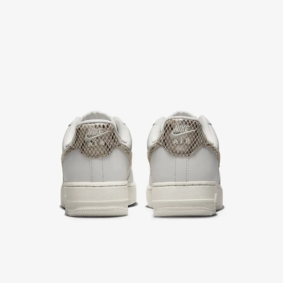 Кроссовки Nike WMNS AIR FORCE 1 07 DD8959-002 фото 5 — интернет-магазин Tapok