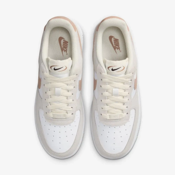 Кросівки Nike WMNS AIR FORCE 1 07 FQ7779-100 фото 4 — інтернет-магазин Tapok