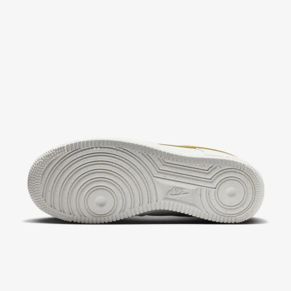 Кроссовки Nike WMNS AIR FORCE 1 07 NN DV3808-101 фото 8 — интернет-магазин Tapok