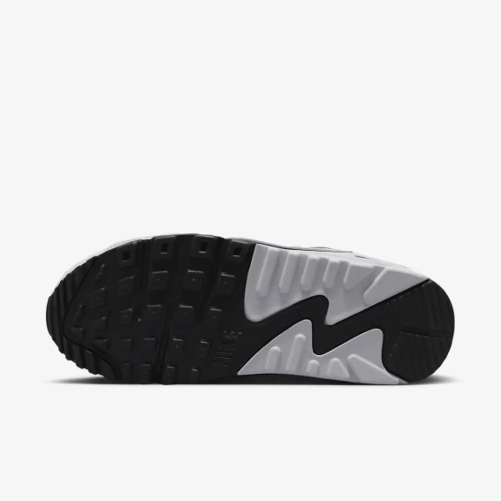 Кроссовки Nike WMNS AIR MAX 90 FUTURA FN7777-001 фото 8 — интернет-магазин Tapok