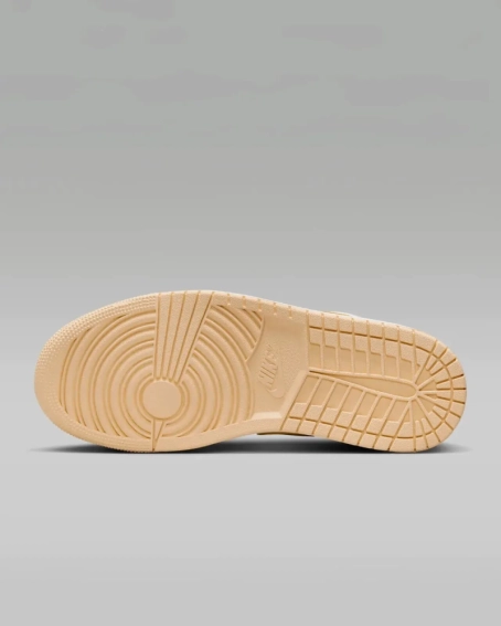 Кроссовки женские Jordan 1 Low (DC0774-170) DC0774-170 фото 5 — интернет-магазин Tapok