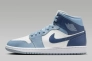 Кросівки жіночі Jordan 1 Mid Shoes 'Diffused Blue' (BQ6472-140) BQ6472-140 Фото 1