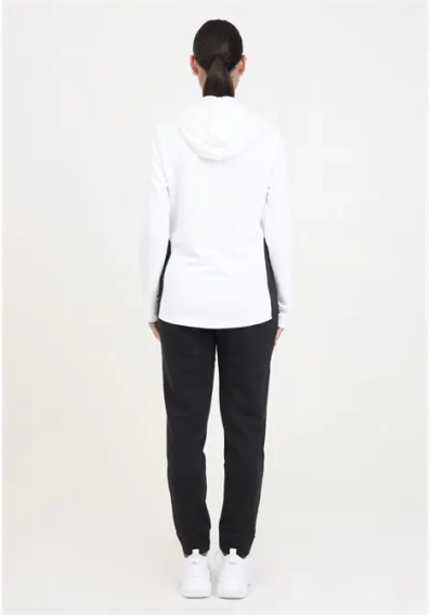 Спортивний костюм жіночий Puma Classic Hooded Tracksuit (67369902) 67369902 фото 3 — інтернет-магазин Tapok