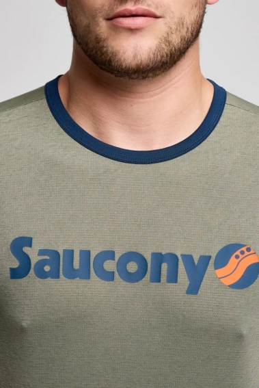 Футболка Saucony STOPWATCH GRAPHIC SHORT SLEEVE SAM800378-BUHS4 фото 3 — інтернет-магазин Tapok