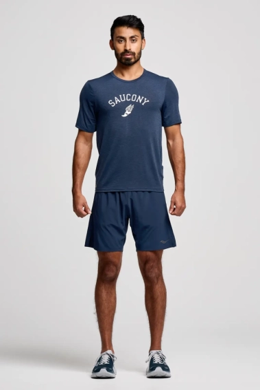 Футболка Saucony STOPWATCH GRAPHIC SHORT SLEEVE SAM800378-NVHS4 фото 2 — интернет-магазин Tapok