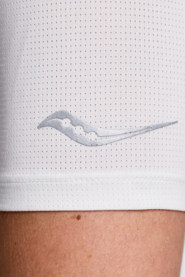 Футболка Saucony STOPWATCH GRAPHIC SHORT SLEEVE SAW800490-WHS4 фото 7 — інтернет-магазин Tapok