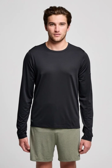 Футболка Saucony STOPWATCH LONG SLEEVE SAM800379-BK фото 1 — интернет-магазин Tapok