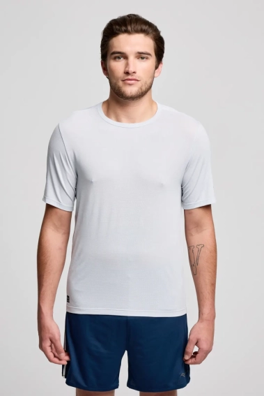 Футболка Saucony STOPWATCH SHORT SLEEVE SAM800377-GNH фото 1 — интернет-магазин Tapok