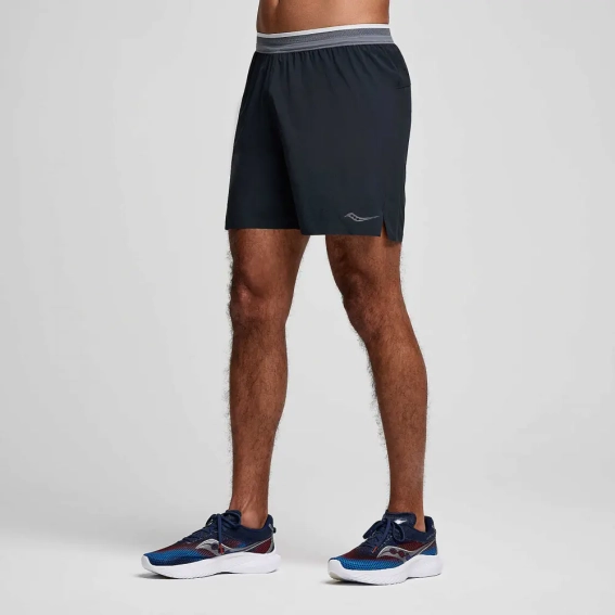 Шорты Saucony KINVARA 5&quot; SHORT SAM800366-BK фото 2 — интернет-магазин Tapok