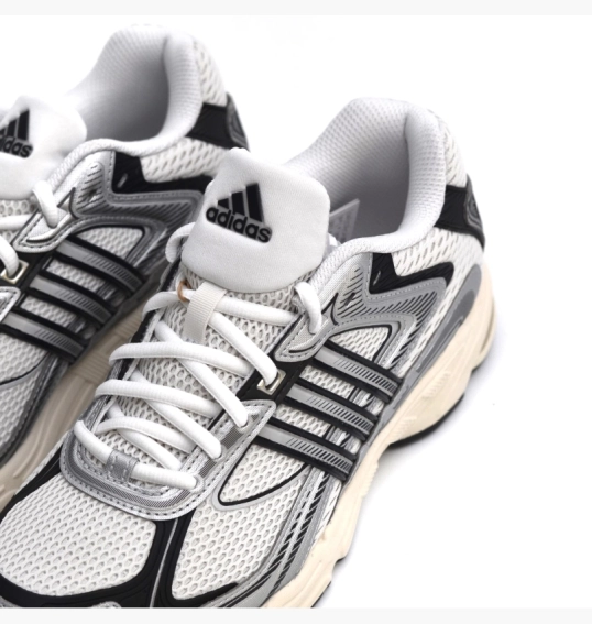Кроссовки Adidas Response Cl White IG6226 фото 10 — интернет-магазин Tapok