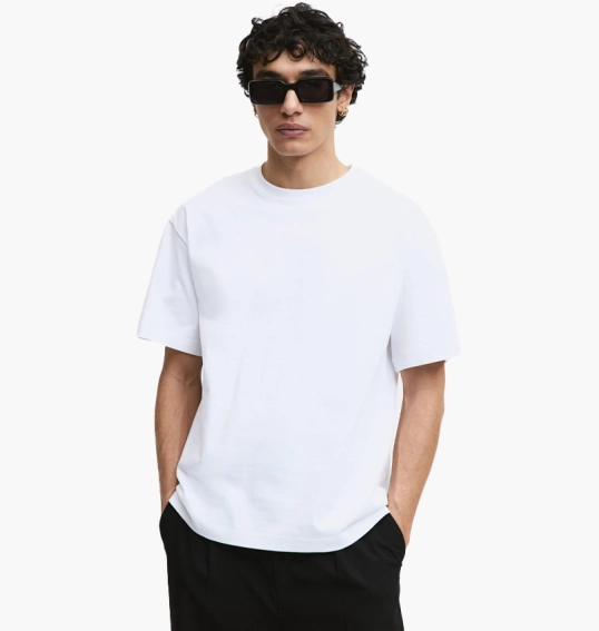 Футболка чоловіча H&M Loose Fit T-Shirt White 608945001 фото 1 — інтернет-магазин Tapok