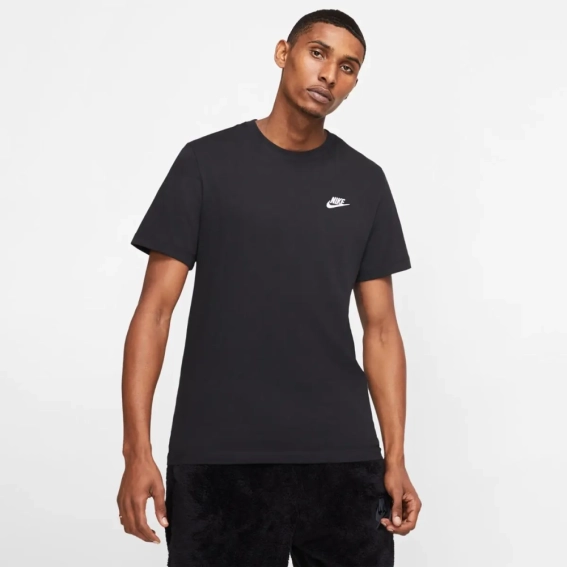 Чоловіча футболка NIKE M NSW CLUB TEE AR4997-013 фото 1 — інтернет-магазин Tapok