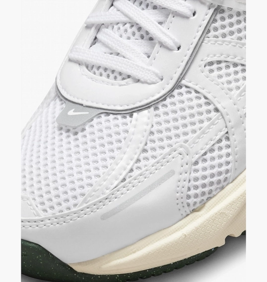 Кроссовки Nike V2K Run Shoes White FD0736-101 фото 8 — интернет-магазин Tapok