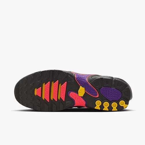 Кроссовки Nike AIR MAX PLUS DRIFT FD4290-003 фото 2 — интернет-магазин Tapok