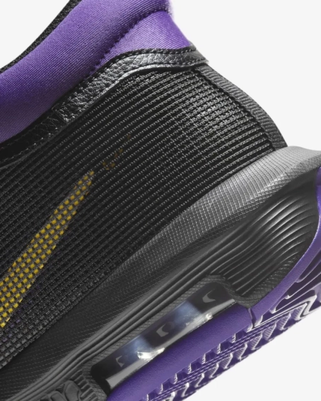 Кроссовки Nike LEBRON WITNESS VIII FB2239-001 фото 7 — интернет-магазин Tapok