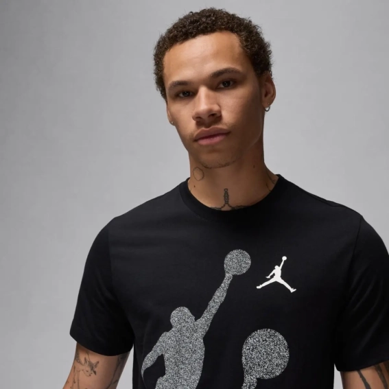 Футболка JORDAN MBRAND SS HBR CREW FN6025-010 фото 2 — интернет-магазин Tapok