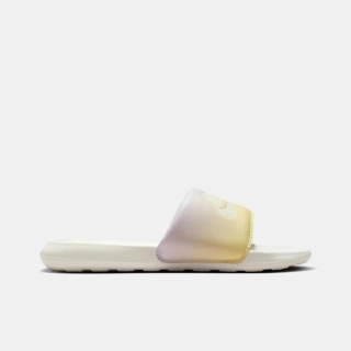 Жіночі шльопанці W NIKE VICTORI ONE SLIDE PRINT CN9676-107