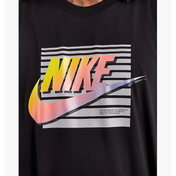Чоловіча футболка NIKE M NSW TEE 6MO FUTURA FQ7995-010 фото 3 — інтернет-магазин Tapok
