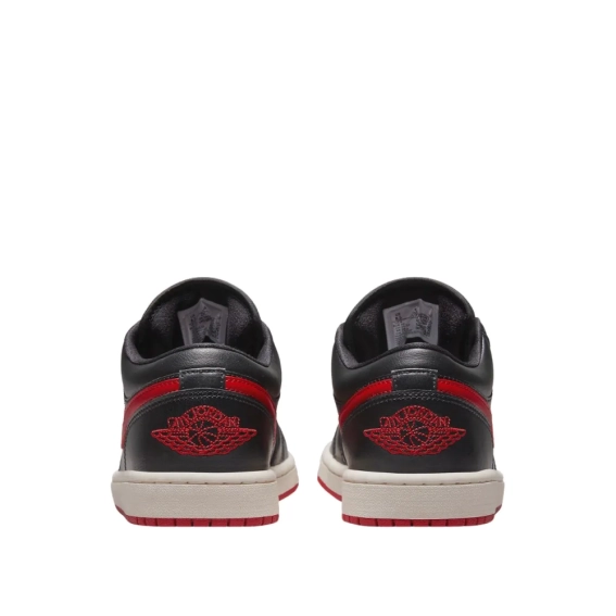 Кроссовки AIR JORDAN 1 LOW DC0774-061 фото 4 — интернет-магазин Tapok