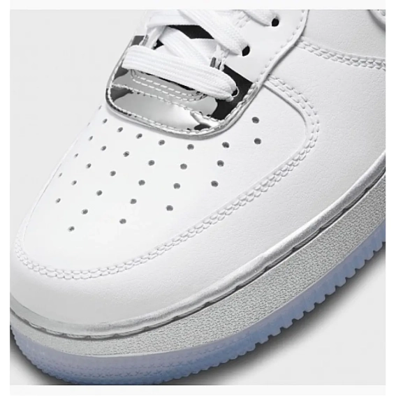 Кросівки Nike AIR FORCE 1 07 SE DX6764-100 фото 10 — інтернет-магазин Tapok