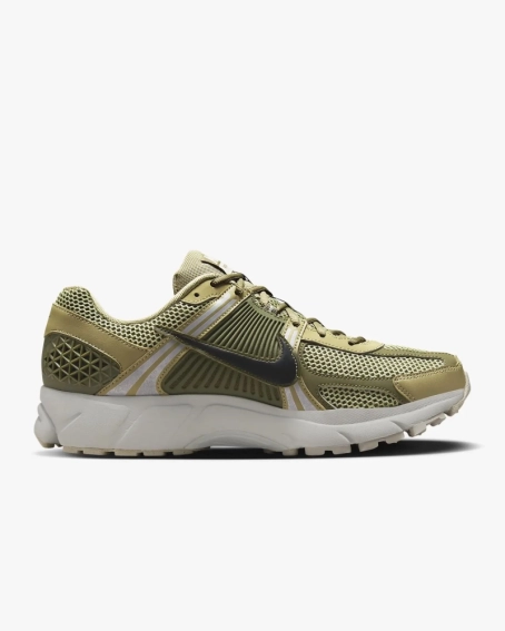 Кроссовки Nike ZOOM VOMERO 5 FJ1915-200 фото 3 — интернет-магазин Tapok