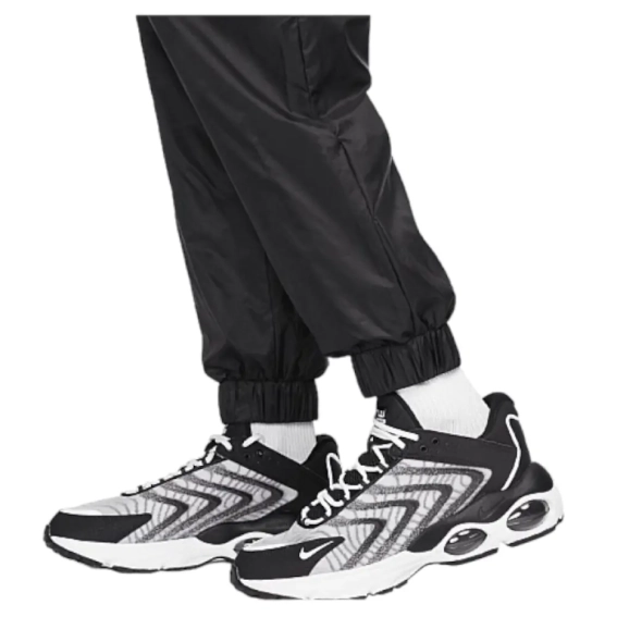Брюки Nike Tech Lined Woven Pants FB7911-010 фото 7 — интернет-магазин Tapok