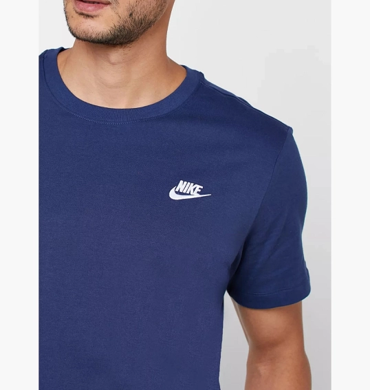 Футболка Nike M Nsw Club Tee Blue AR4997-410 фото 4 — интернет-магазин Tapok