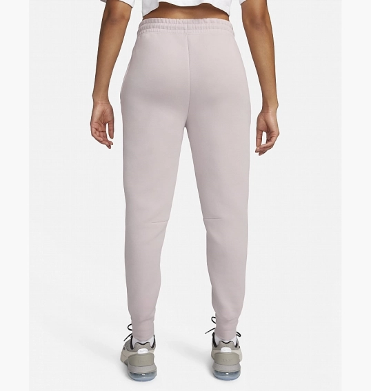 Брюки Nike Sportswear Tech Fleece Mid-Rise Joggers Grey FB8330-019 фото 4 — интернет-магазин Tapok