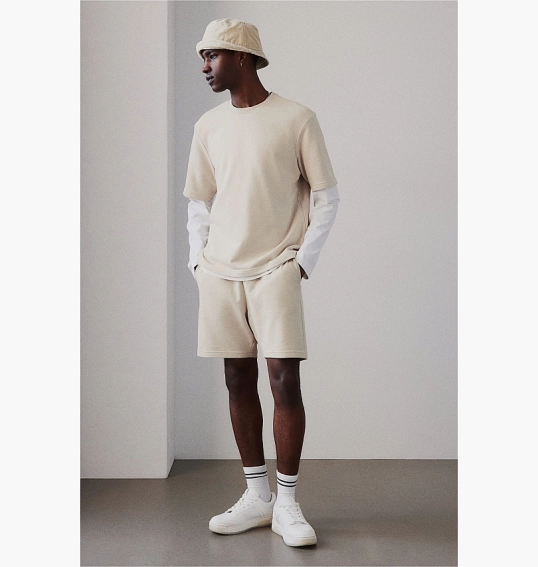 Шорти чоловічі H&M Regular Fit Sweatshorts Beige 1224295003 фото 4 — інтернет-магазин Tapok
