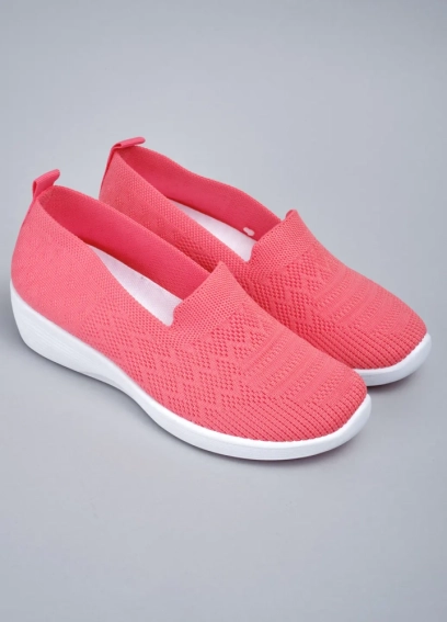 Слипоны женские 343504 Fashion Малиновый фото 4 — интернет-магазин Tapok