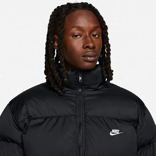 Куртка Nike CLUB PUFFER FB7368-010 фото 3 — інтернет-магазин Tapok