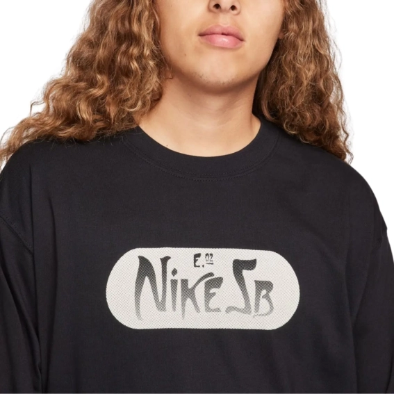 Лонгслів NIKE SB MAX 90 SKATE LONG SLEEVE FQ3715-010 фото 3 — інтернет-магазин Tapok