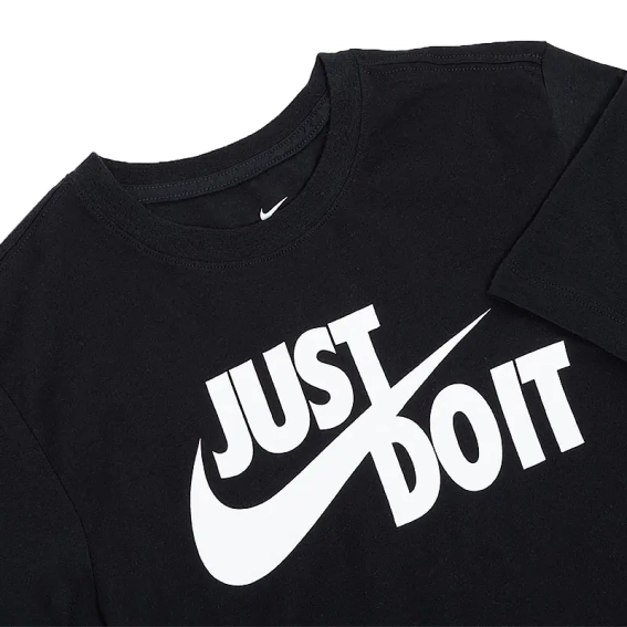 Футболка Nike M NSW TEE JUST DO IT SWOOSH AR5006-011 фото 3 — інтернет-магазин Tapok