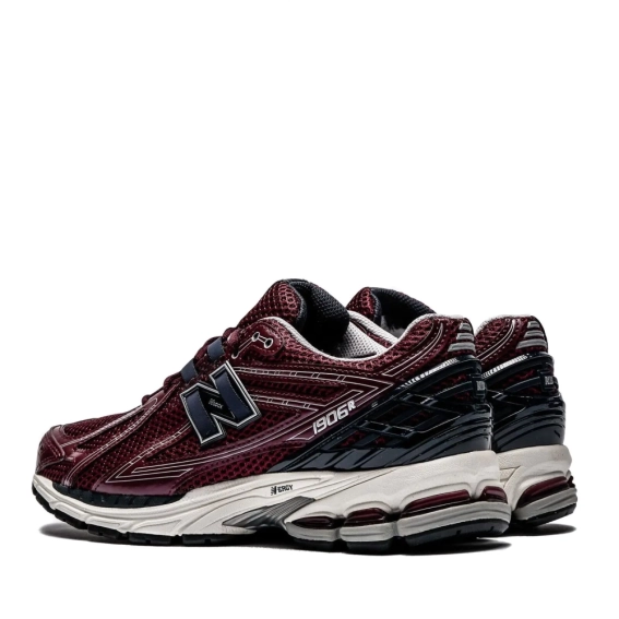 Кросівки чоловічі New Balance 1906R (M1906RCC) фото 2 — інтернет-магазин Tapok
