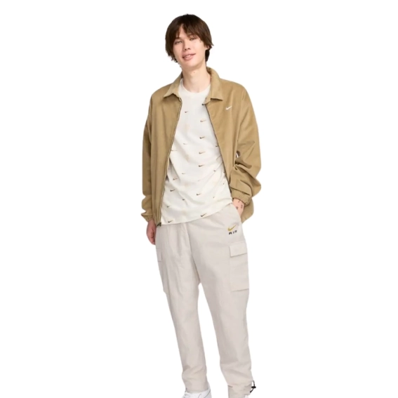 Мужская футболка NIKE M NSW TEE M90 12MO AOP FQ8036-133 фото 4 — интернет-магазин Tapok
