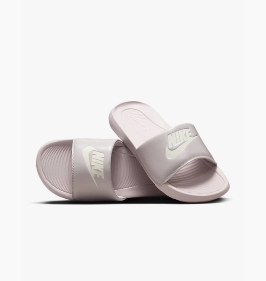 Шлепанцы Nike W VICTORI ONE SLIDE CN9677-008 фото 2 — интернет-магазин Tapok