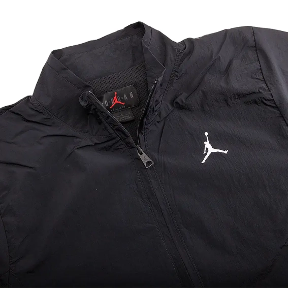 Куртка JORDAN MJ ESS HBR WOVEN JKT FN4537-010 фото 3 — интернет-магазин Tapok