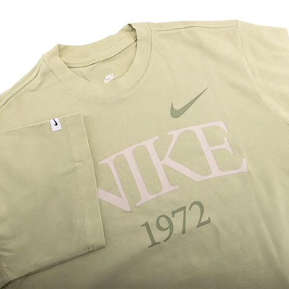 Футболка Nike W TEE CLASSICS BOXY FQ6600-371 фото 3 — интернет-магазин Tapok