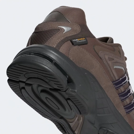 Кроссовки Adidas Response CL ID3143 фото 8 — интернет-магазин Tapok