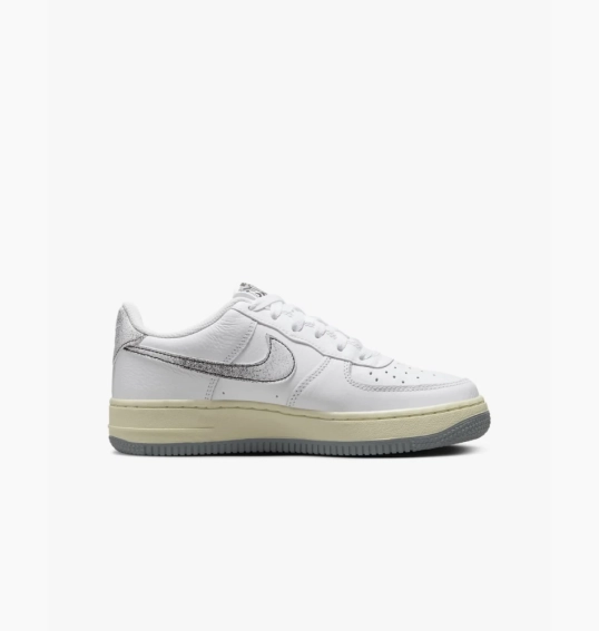 Кроссовки Nike AIR FORCE 1 LV8 3 (GS) DX1657-100 фото 2 — интернет-магазин Tapok