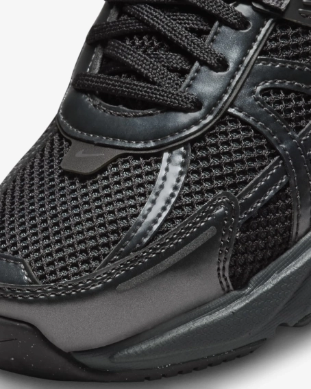 Кроссовки Nike V2K RUN FD0736-001 фото 12 — интернет-магазин Tapok