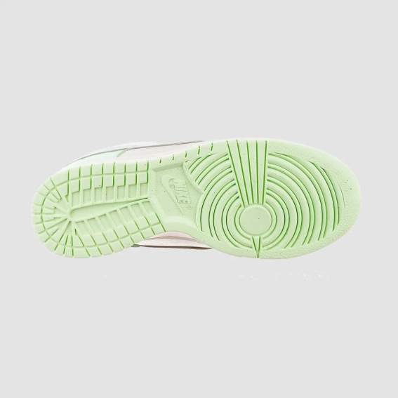 Кросівки жіночі Nike Dunk Low Nn Se (FN6344-001) фото 10 — інтернет-магазин Tapok